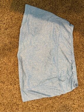 Vineyard Vines Light Blue & White Printed Skort